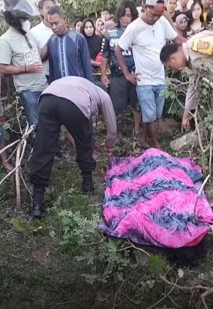 Penemuan Sesosok Mayat  Di Semak-Semak Gegerkan Warga Kelurahan Jati Wangi